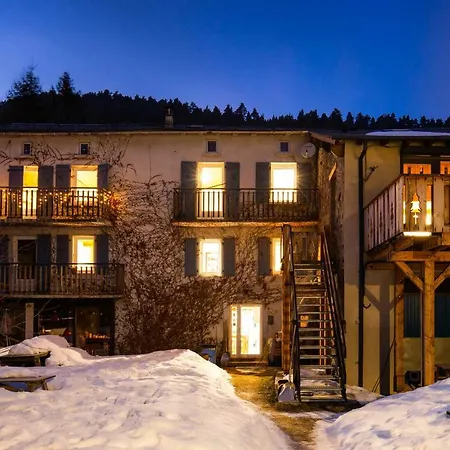 Couette-café Maison Sarda 3*